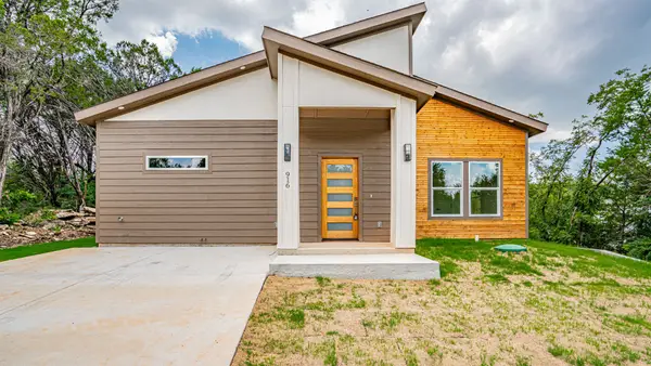 916 Colorado River Drive, Granbury, TX 76048