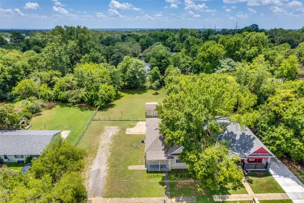 408 W Heron Street, Denison, TX 75020