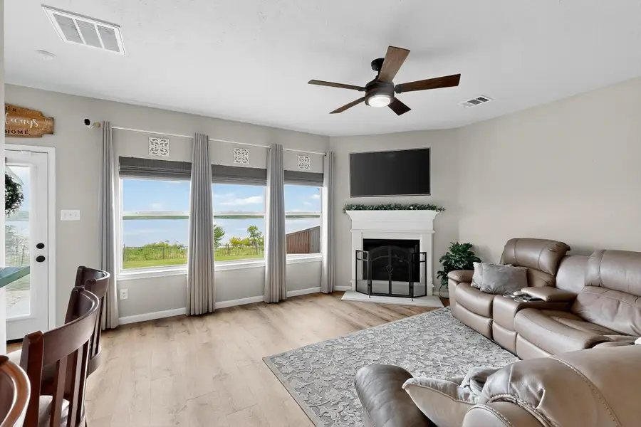 2820 Appaloosa Court, Little Elm, TX 75068 - Image #3