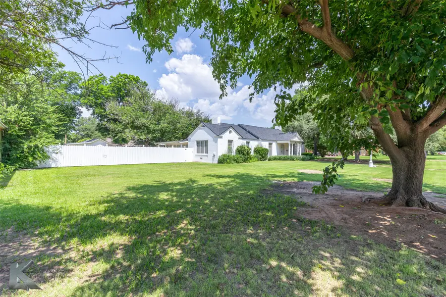 907 N Avenue G, Haskell, TX 79521 - Image #3