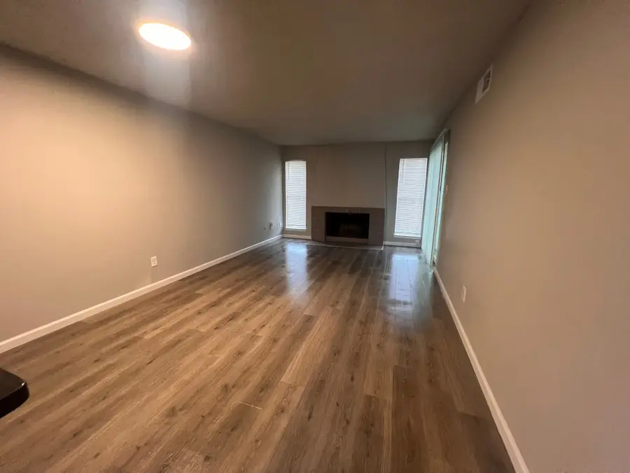 6050 Melody Lane #209, Dallas, TX 75231 - Image #3