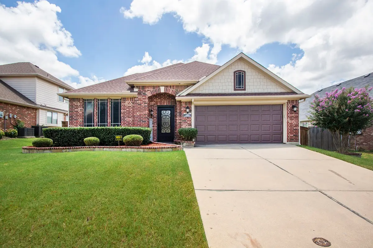 1214 Inglewood Drive, Mansfield, TX 76063 - Image #1