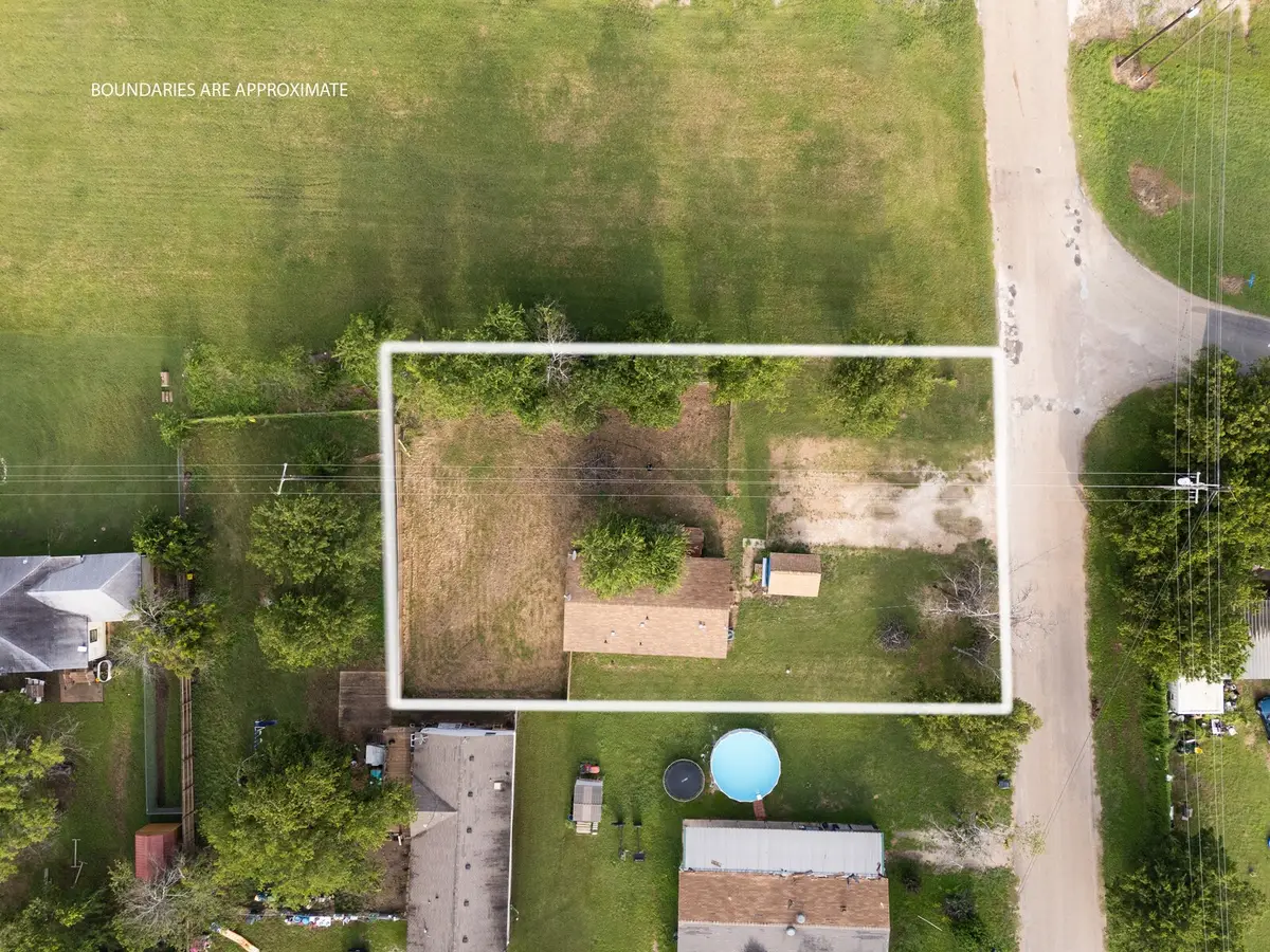 198 E 4th Street, Crawford, TX 76638 - Image #1