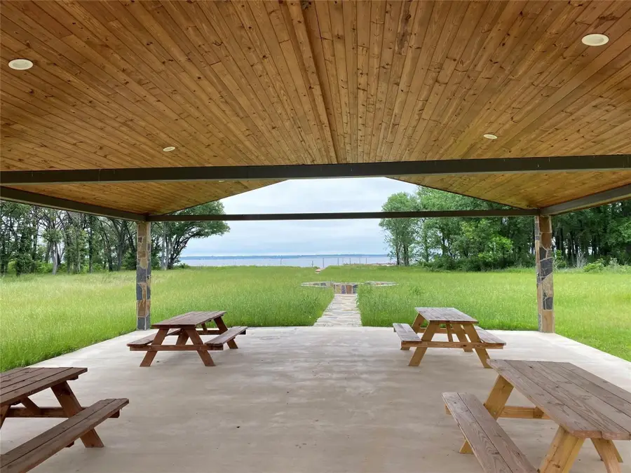 8599 Southern Shore Court, Kemp, TX 75143 - Image #3