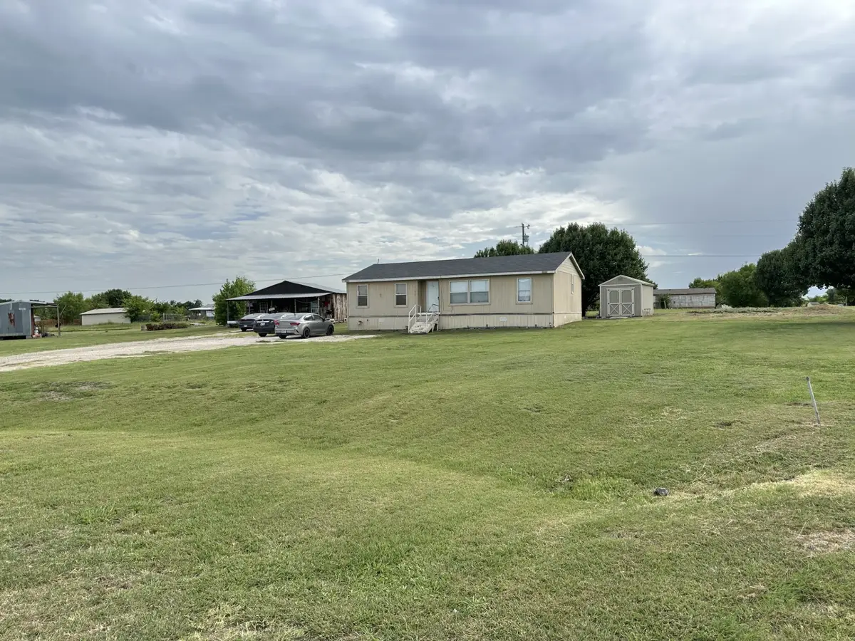 8600 Field Crest Court, Alvarado, TX 76009 - Image #1
