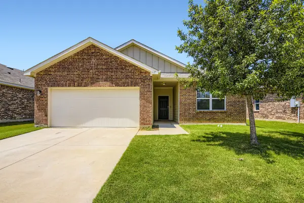 421 Starboard Drive, Crowley, TX 76036