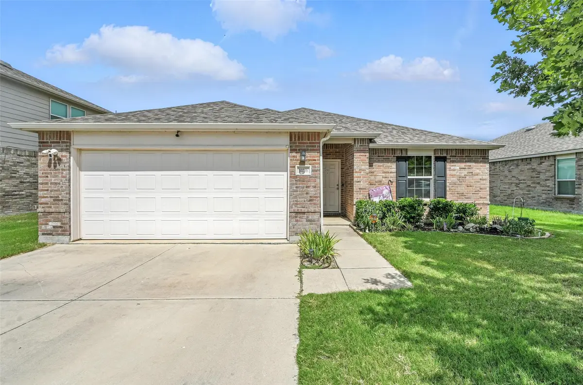 10236 Pyrite Drive, Fort Worth, TX 76131 - Image #1