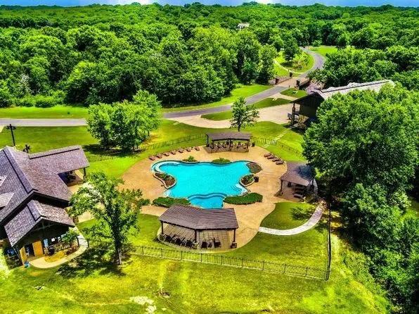 184 Sailfish Point Drive, Gordonville, TX 76245 - Image #2