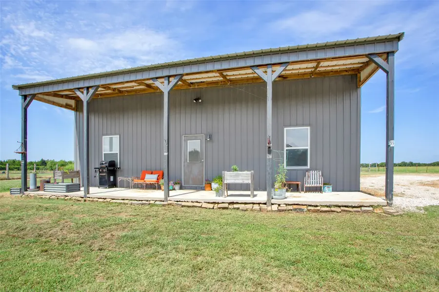 855 Buck Creek Road, Tioga, TX 76271 - Image #2