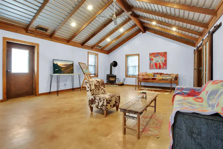 855 Buck Creek Road, Tioga, TX 76271 - Image #3