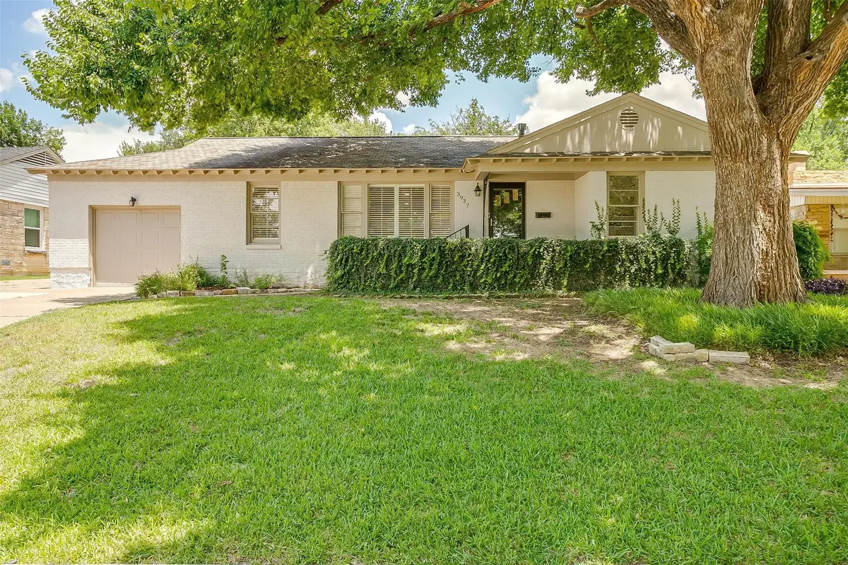 3937 Weyburn Drive, Fort Worth, TX 76109 - Image #1