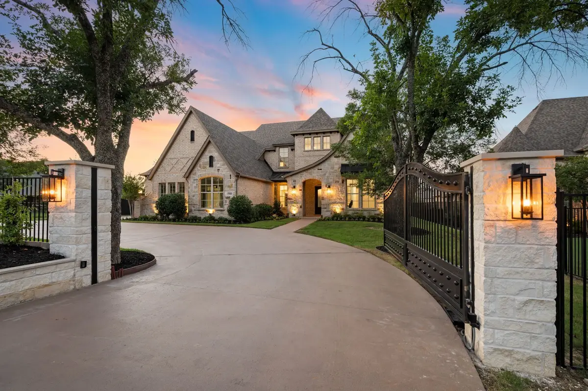 320 W Highland Street, Southlake, TX 76092 - Image #1