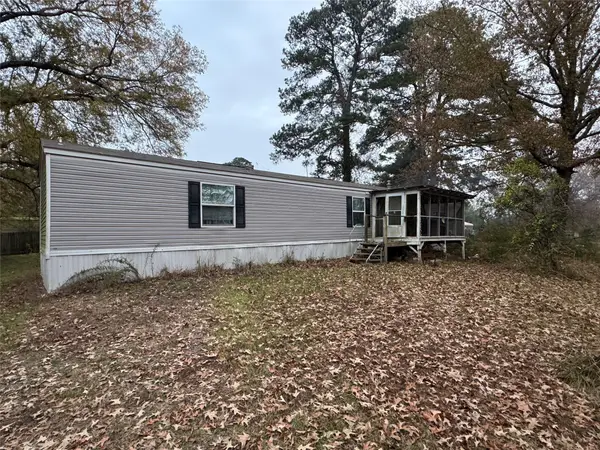 949 C C Sandidge Road, Elm Grove, LA 71051