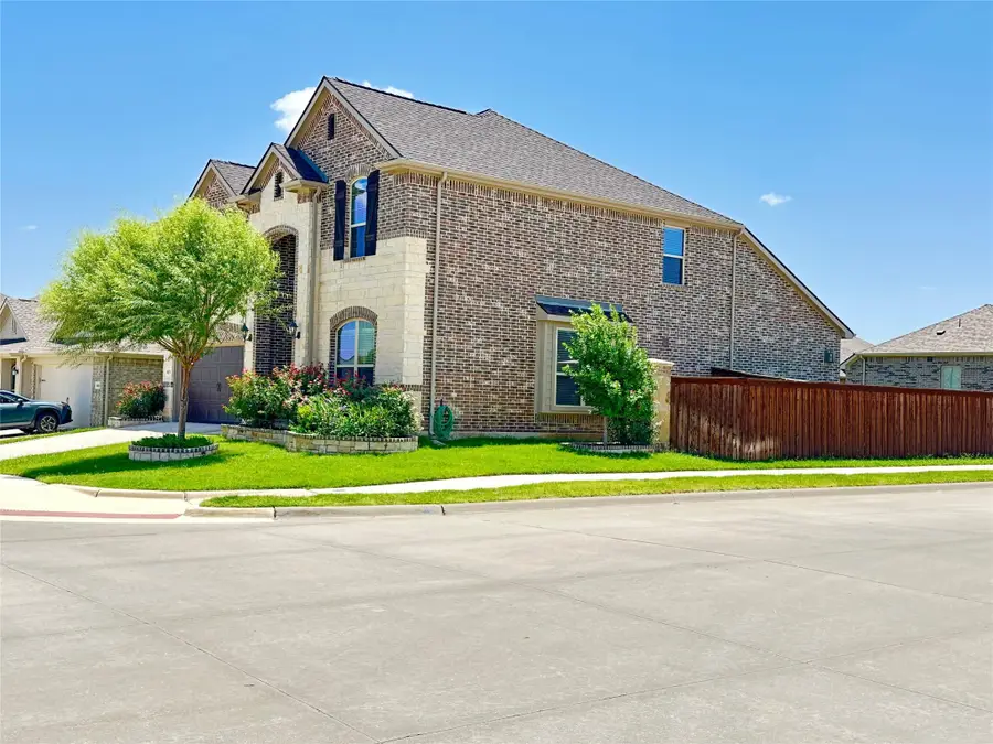 9273 Silver Dollar Drive, Fort Worth, TX 76131 - Image #3