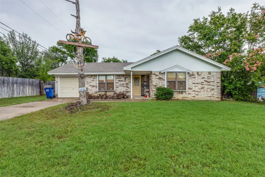 101 Gordon Drive, Azle, TX 76020 - Image #3
