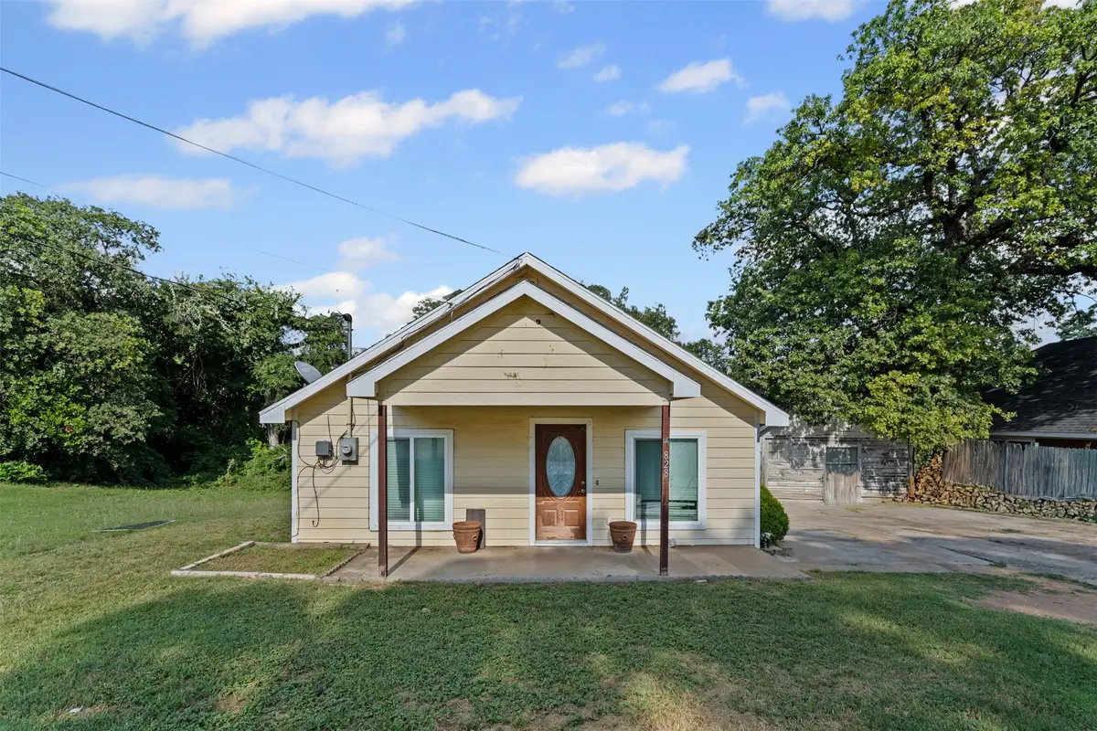 828 Springer Avenue, Fort Worth, TX 76114 - Image #1