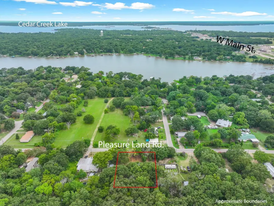410 Pleasure Land Road, Gun Barrel City, TX 75156 - Image #3