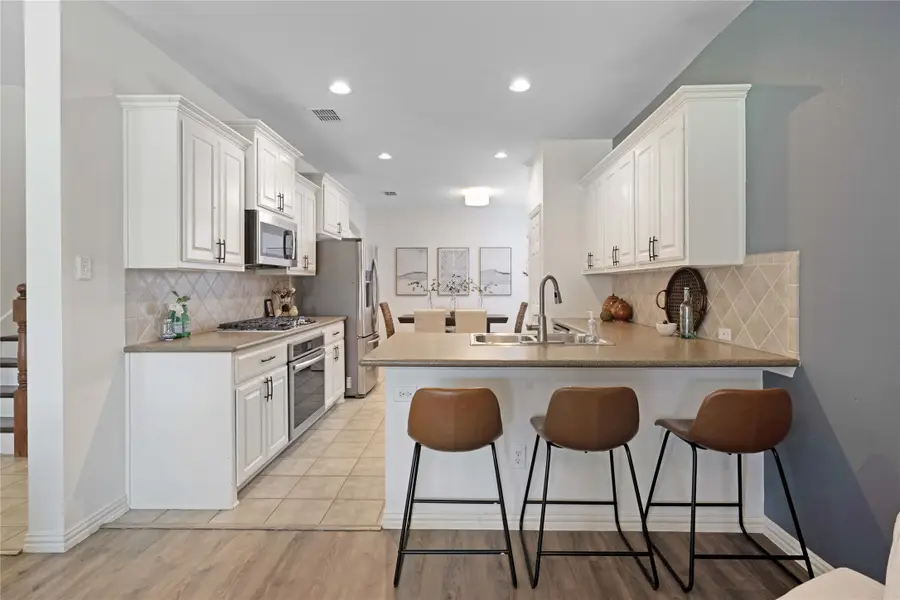 2647 Waterdance Drive, Little Elm, TX 75068 - Image #2