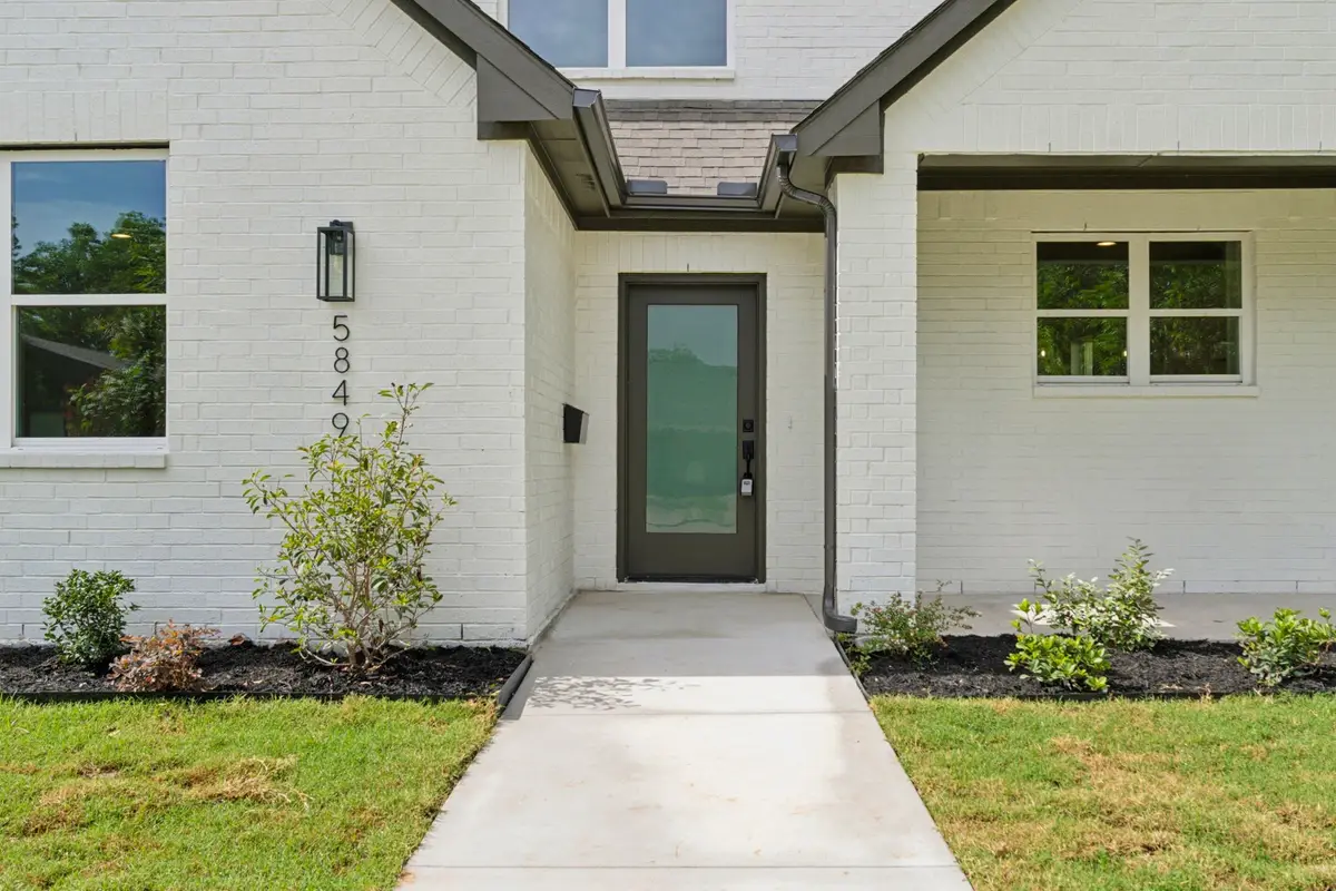 5849 Lyle Street, Westworth Village, TX 76114 - Image #1