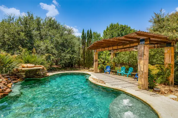 526 Mockingbird Drive, Murphy, TX 75094