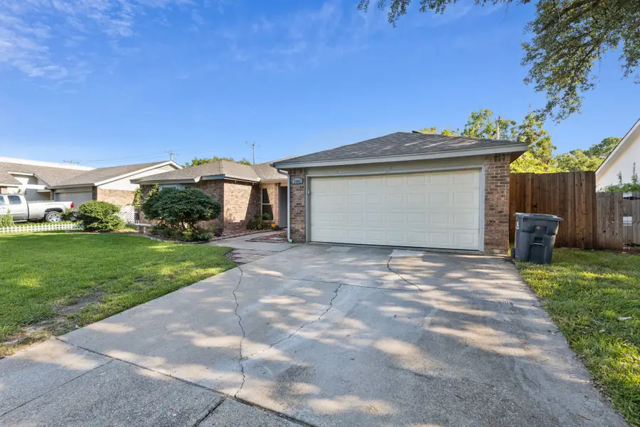 1402 Sonora Court, Arlington, TX 76012 - Image #3