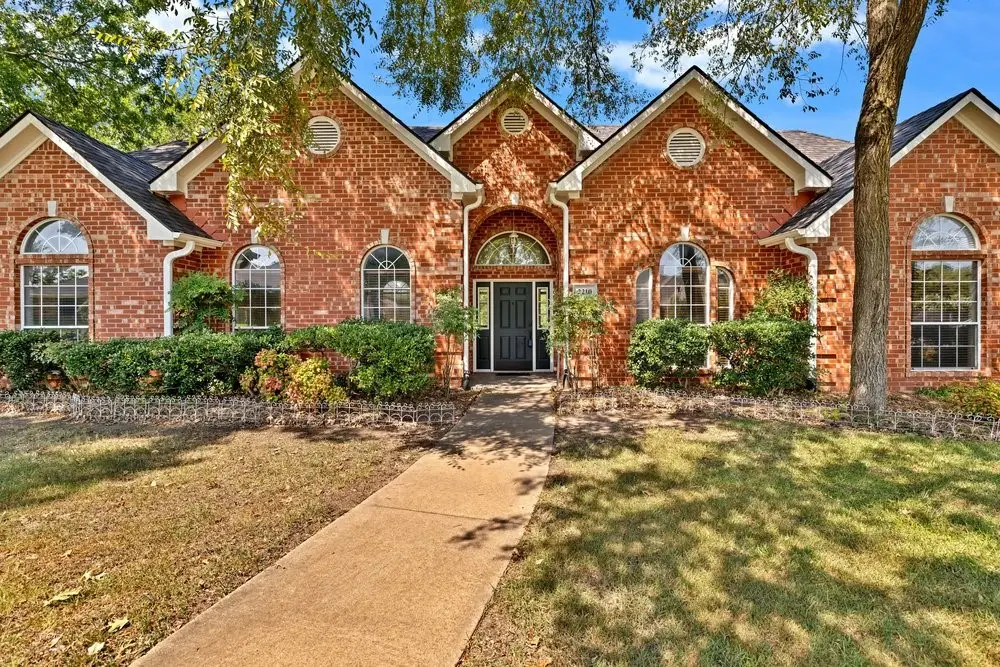 2210 Meadows Lane, Sherman, TX 75092 - Image #1