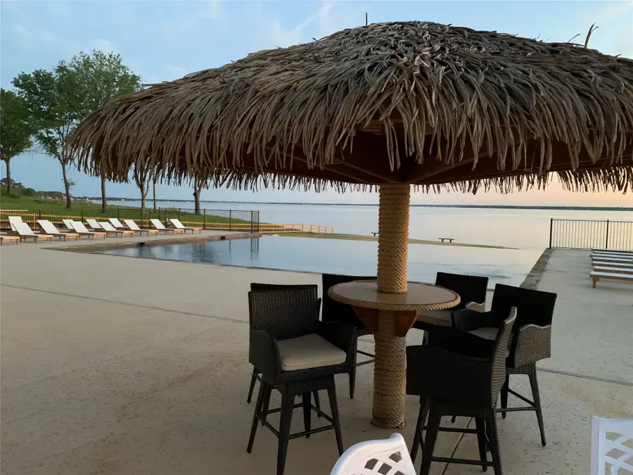 665 Calmwater Court, Cedar Creek Lake, TX 75143 - Image #3