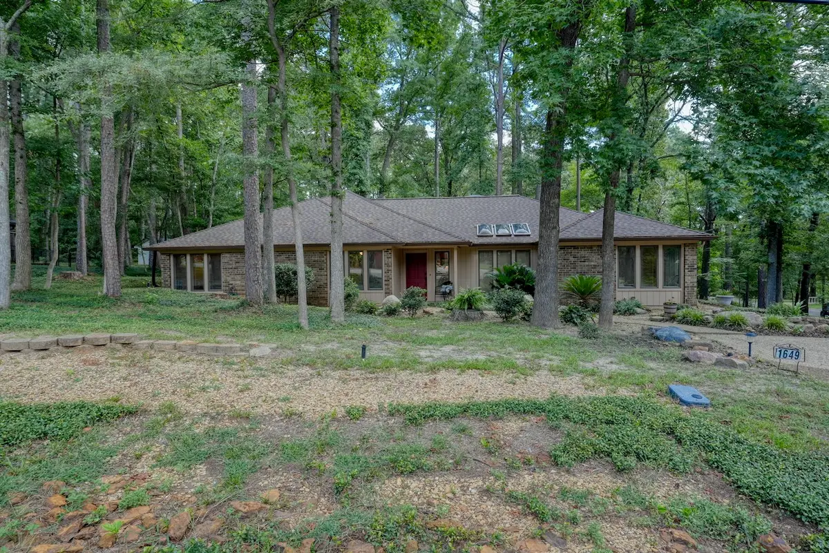 1649 Morningside Trail, Hideaway, TX 75771 - Image #1