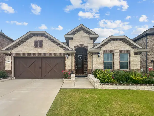 2012 Hollowcreek Trail, Lewisville, TX 75010