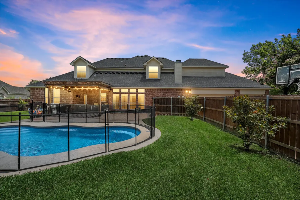 319 Winding Creek Lane, McGregor, TX 76657 - Image #1