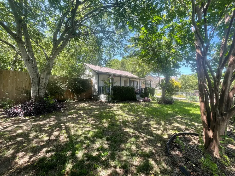 611 Crestside Drive, Duncanville, TX 75137 - Image #2