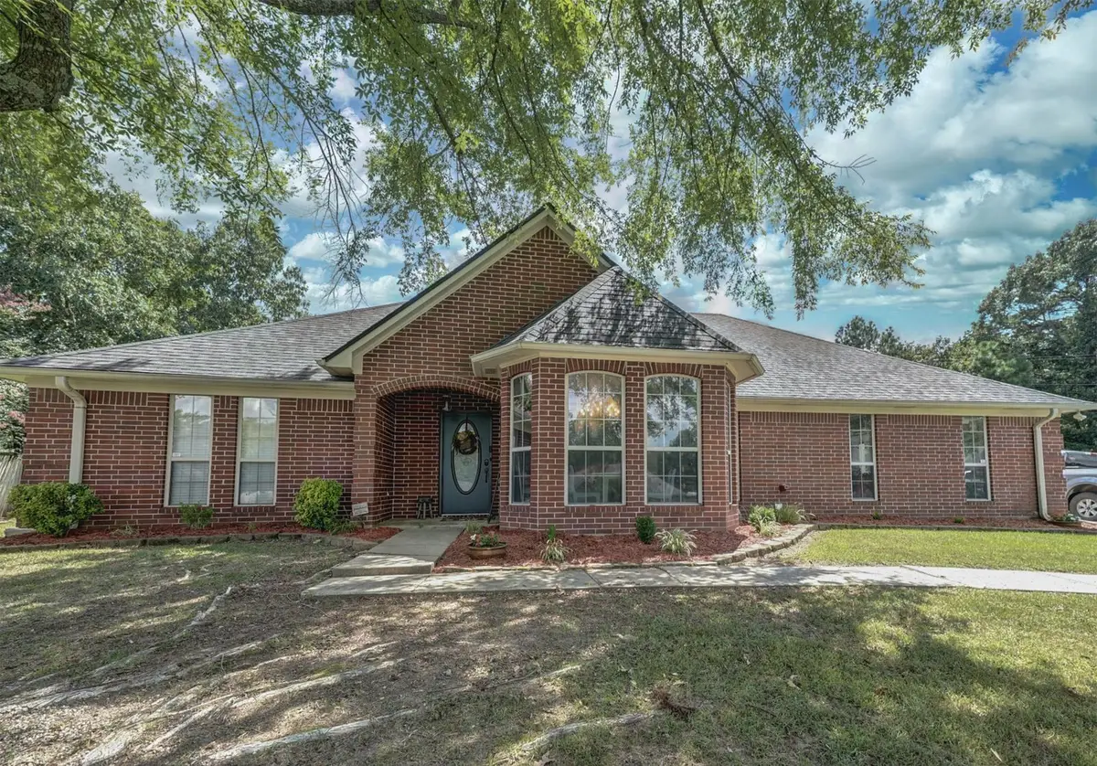 204 Boulder Ridger Cir, Texarkana, AR 71854 - Image #1