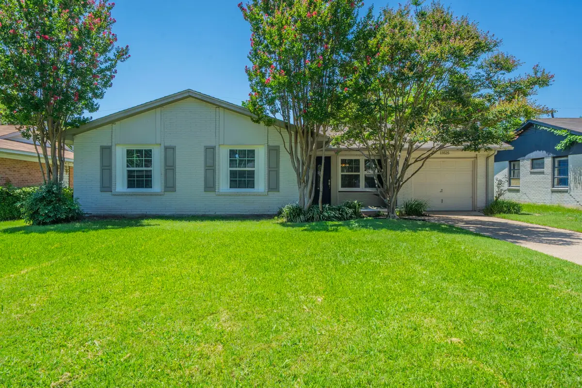 13525 Mount Castle Drive, Farmers Branch, TX 75234 - Image #1