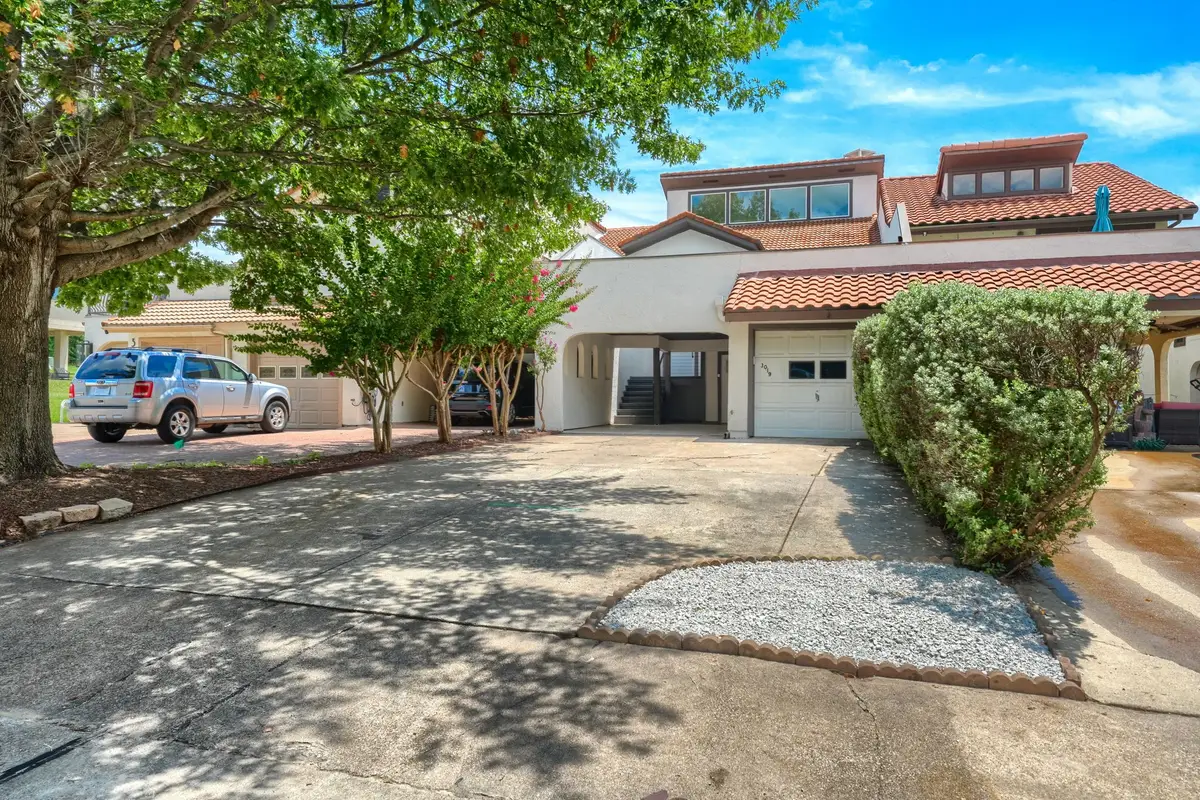 3019 Lakeside Drive, Rockwall, TX 75087 - Image #1