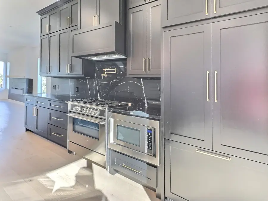 400 Vista Buena Trail, Fort Worth, TX 76111 - Image #3