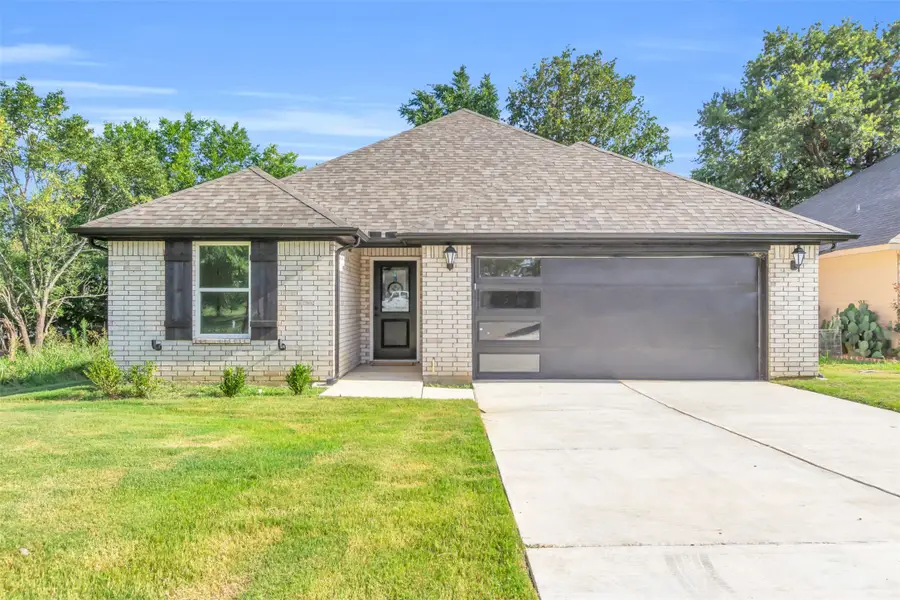 1130 Amsden Circle, Denison, TX 75020 - Image #2