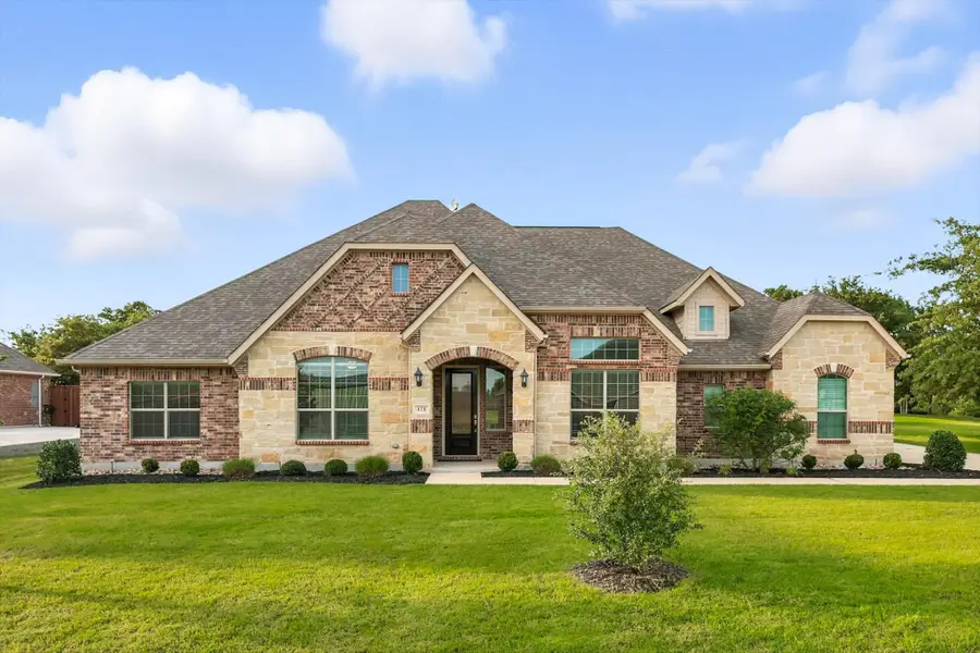 121 Willow Oak Drive, Krugerville, TX 76227 - Image #2