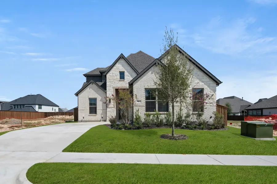 4613 Clearcrest Road, Midlothian, TX 76065 - Image #2