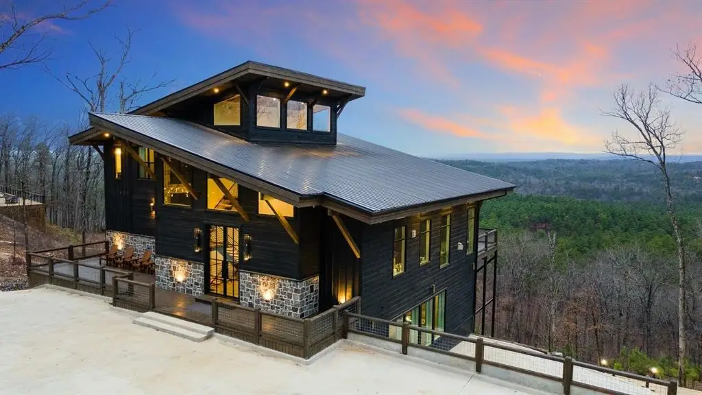 462 Moonshiner Springs Trail, Broken Bow, OK 74728 - Image #1