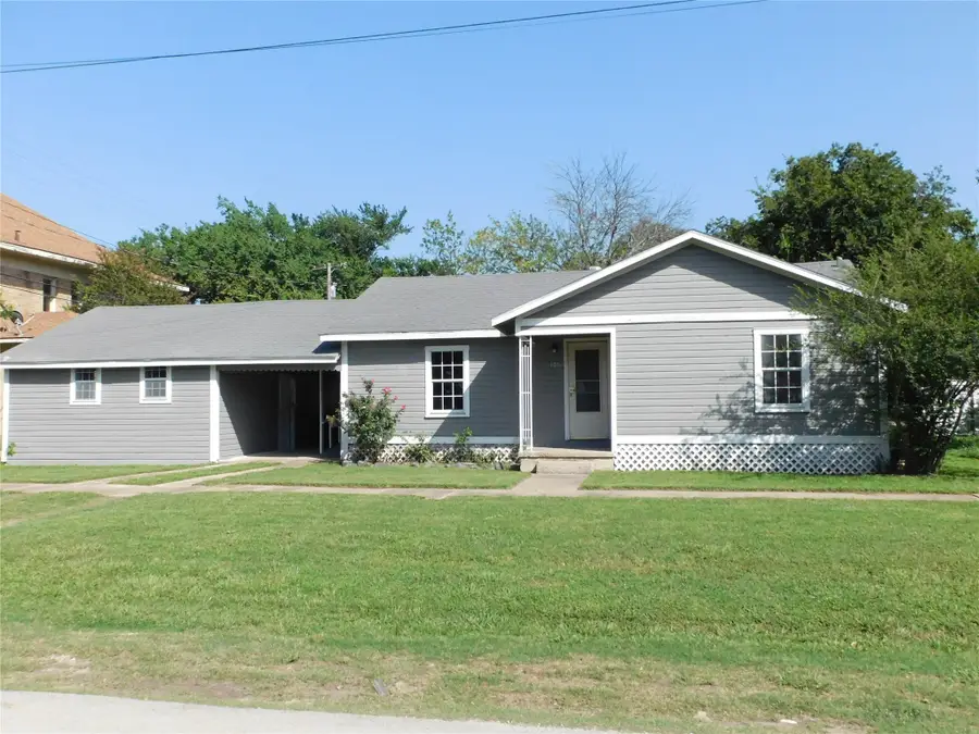 105 NW 7th Street, Hubbard, TX 76648 - Image #2