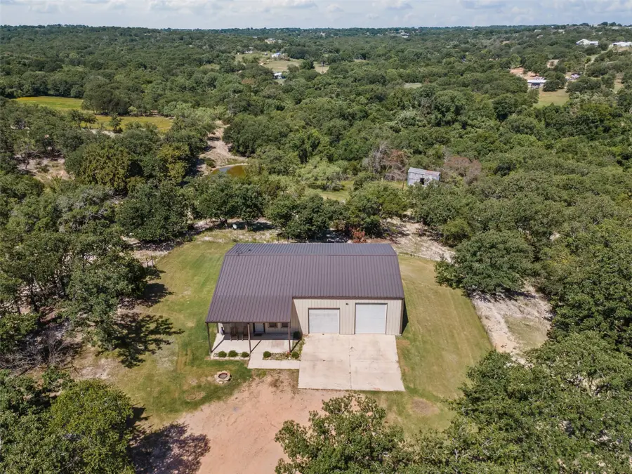 166 S Bronco Court, Springtown, TX 76082 - Image #2