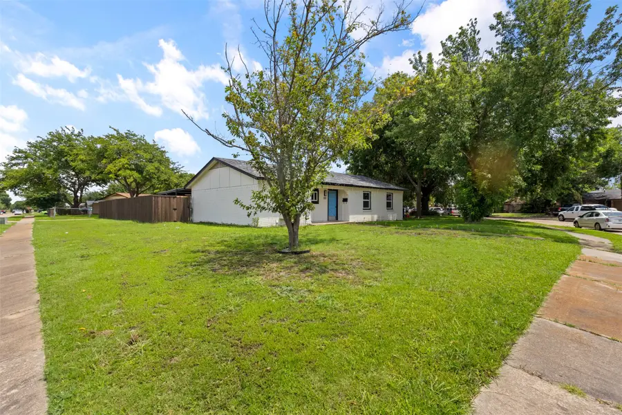 801 Quebec Drive, Garland, TX 75040 - Image #2