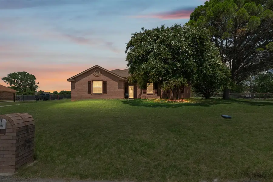 108 Lori Drive, Willow Park, TX 76087 - Image #2
