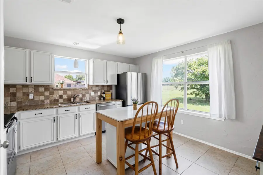 108 Lori Drive, Willow Park, TX 76087 - Image #3