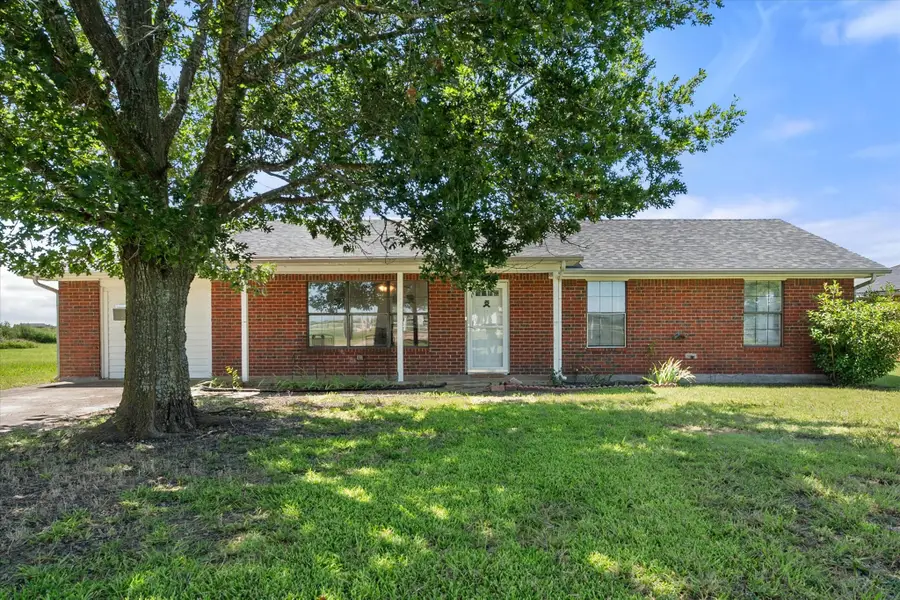 2038 Forreston Road, Waxahachie, TX 75165 - Image #2