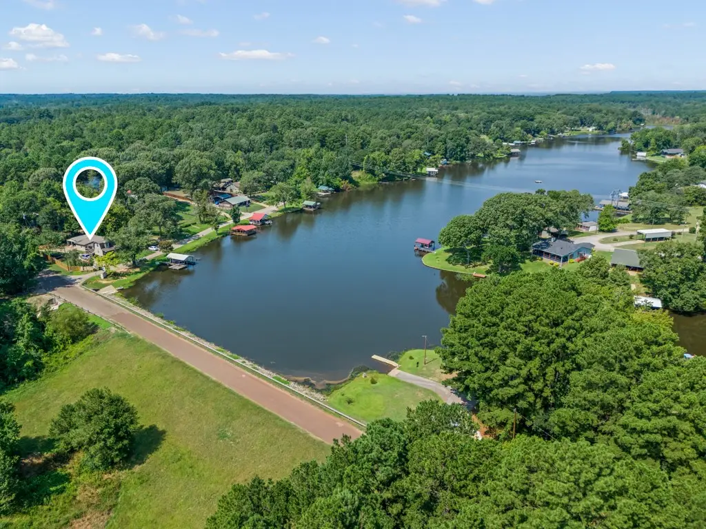 12900 N Cr 2127 Road, Henderson, TX 75652 - Image #1