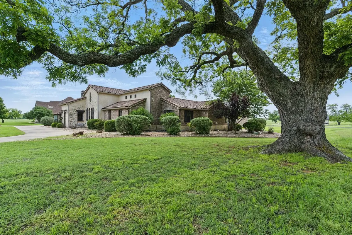 116 Eastmeadow Lane, Weatherford, TX 76087 - Image #1