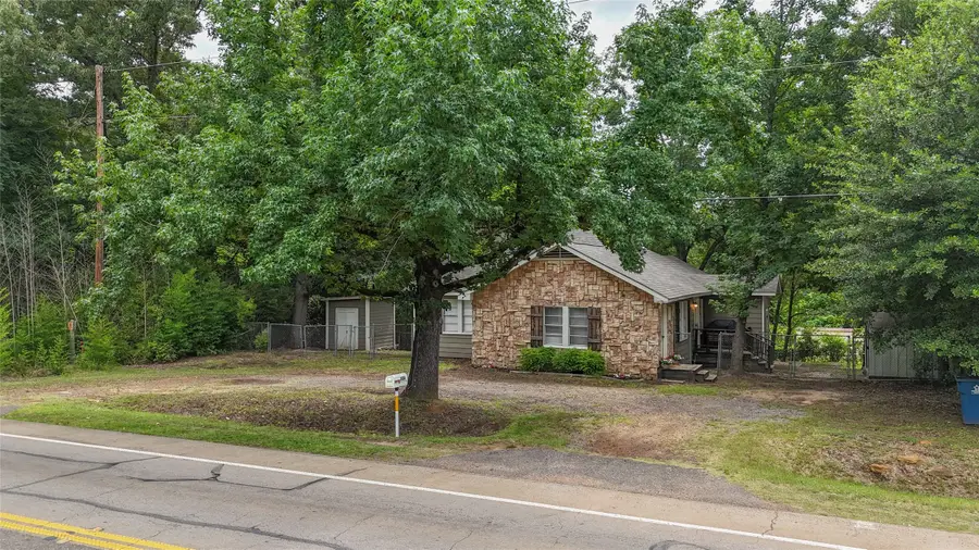 508 N Tyler Street, Big Sandy, TX 75755 - Image #2