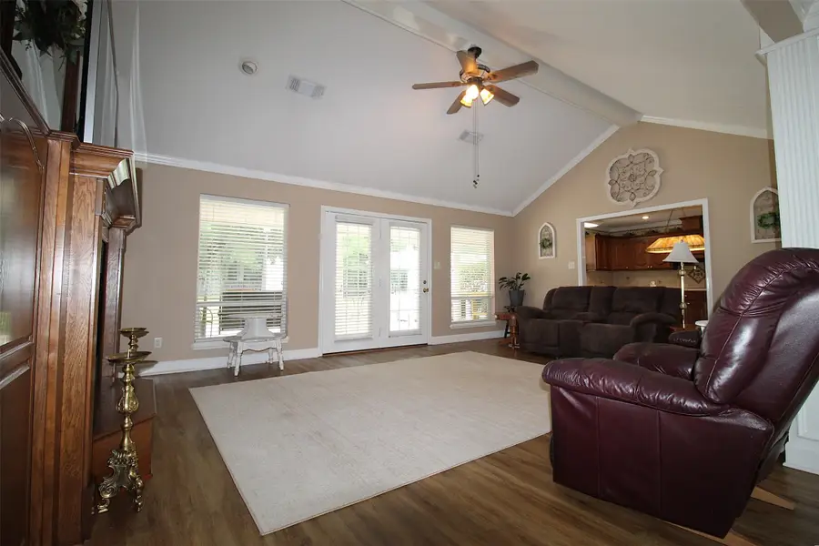 138 Weatherby Drive, Hooks, TX 75561 - #3