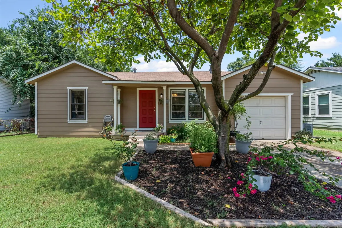 435 Harrison Lane, Hurst, TX 76053 - #1